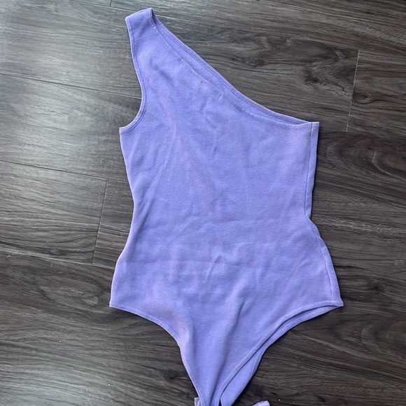Bodysuit - Picture 3 of 5
